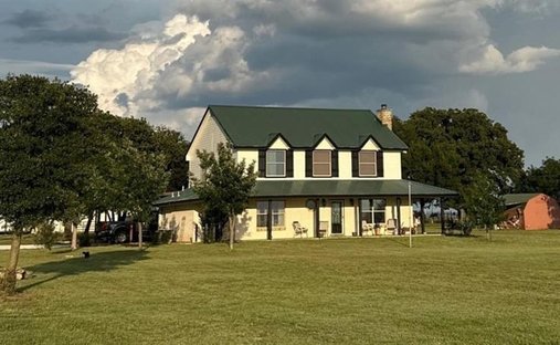 House in Tolar, Texas, United States 1