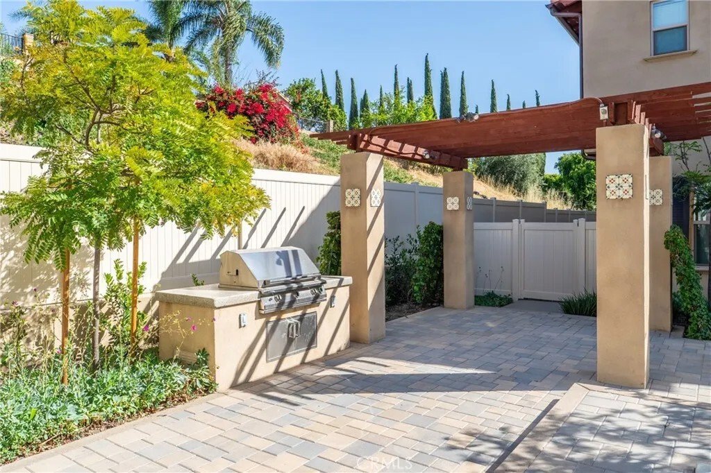 Townhouse in West Covina, California, United States 2 - 17893878