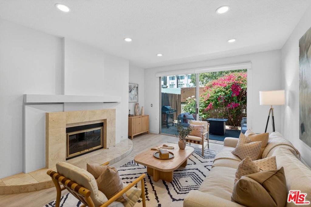 Condo in Santa Monica, California, United States 5 - 17893505