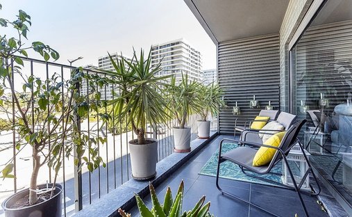 Apartment in Santa Clara, Lisbon, Portugal 1