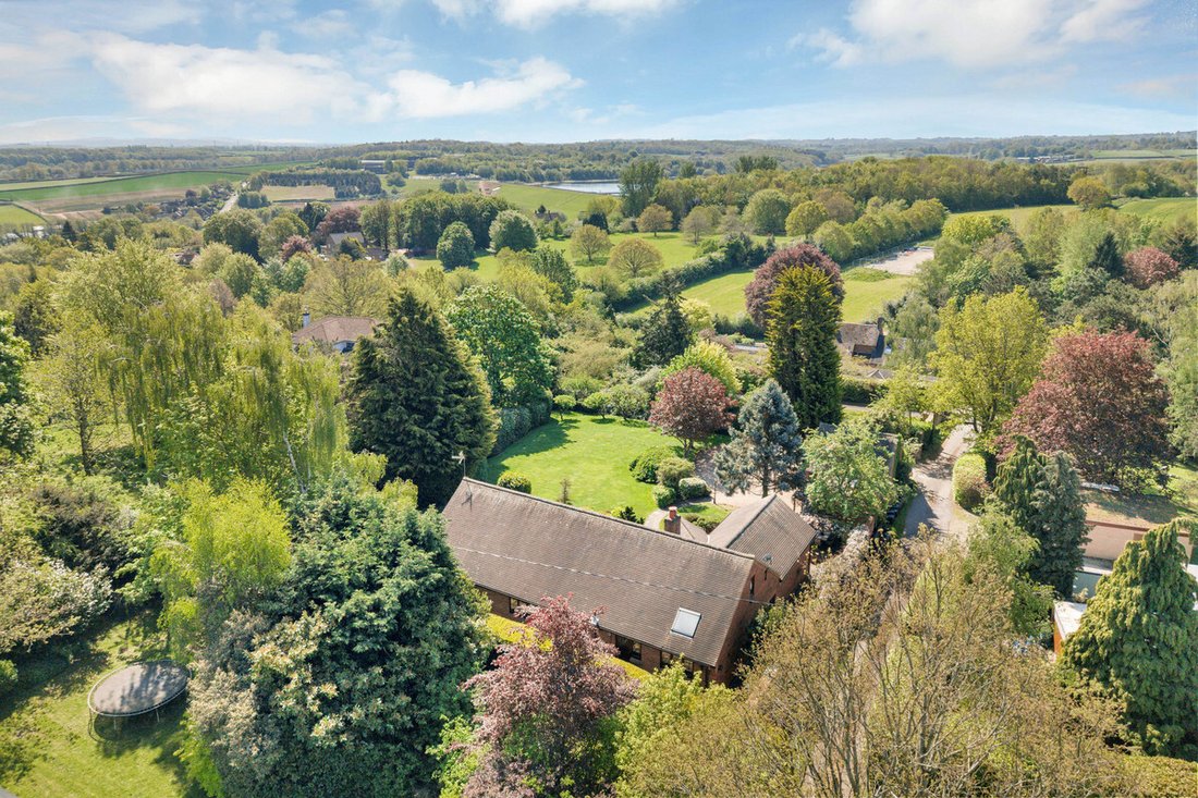 House in Derbyshire, England 2 - 17894039