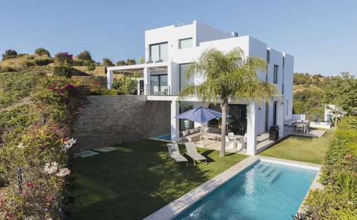 Villa in Elviria-Cabopino, Marbella, Spain 1