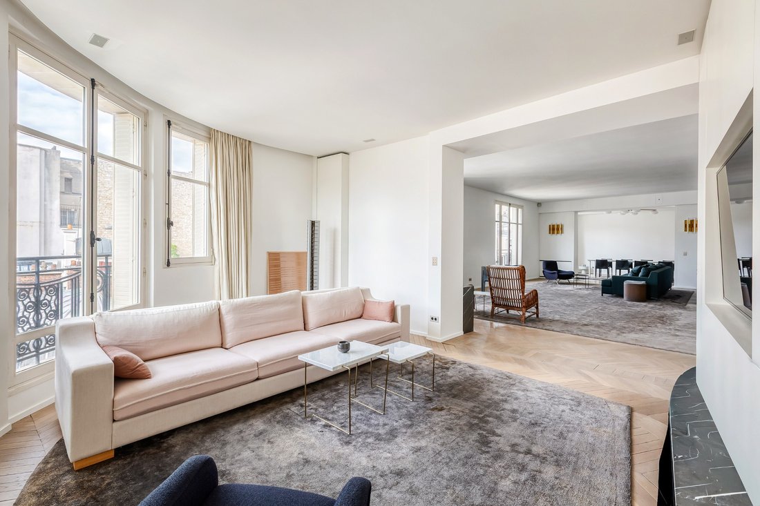 Apartment in Vaugirard-Parc des Expositions, Paris 15e Arrondissement, Paris 4 - 17893355