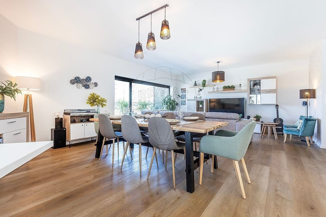 Apartment in Santa Clara, Lisbon, Portugal 2 - 17894237