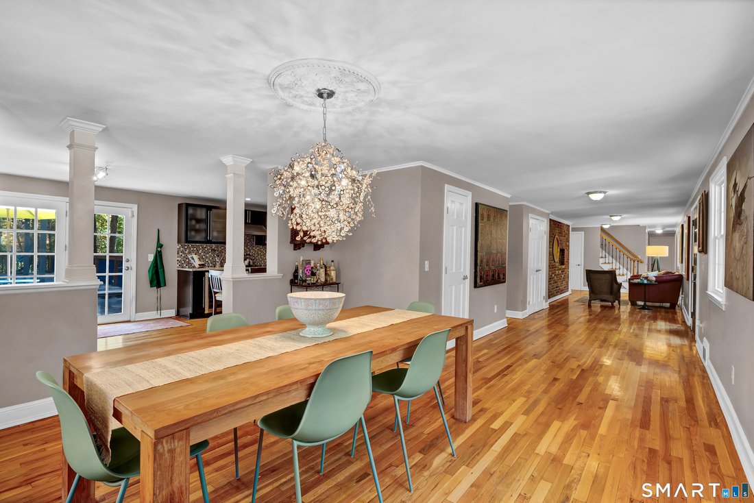 House in Avon, Connecticut, United States 5 - 17894102