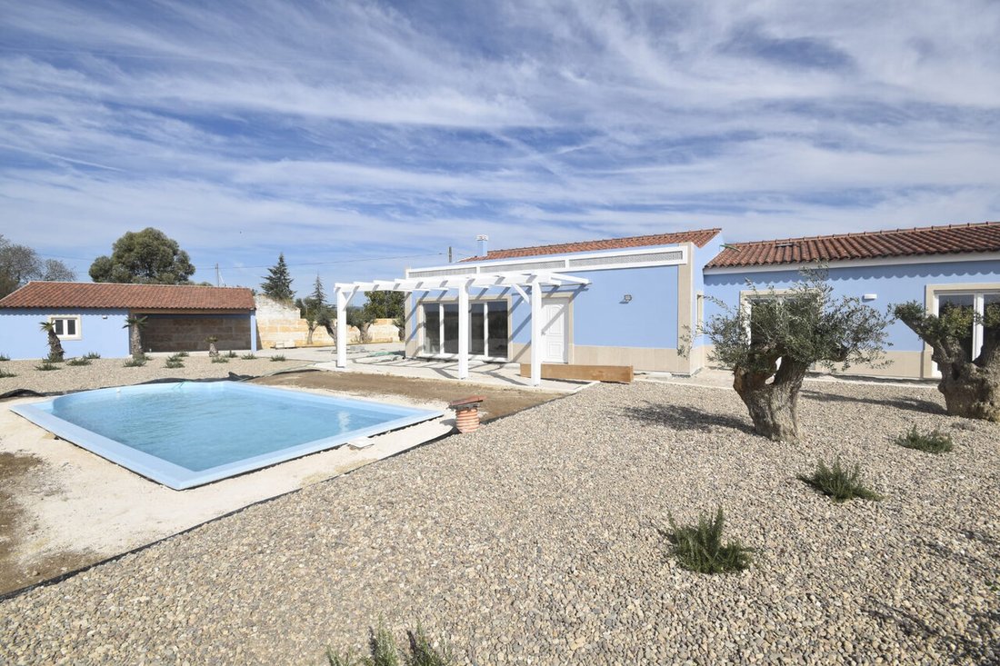 Farm Ranch in Sao Vicente do Paul e Vale de Figueira, Santarem District, Portugal 1 - 12858831