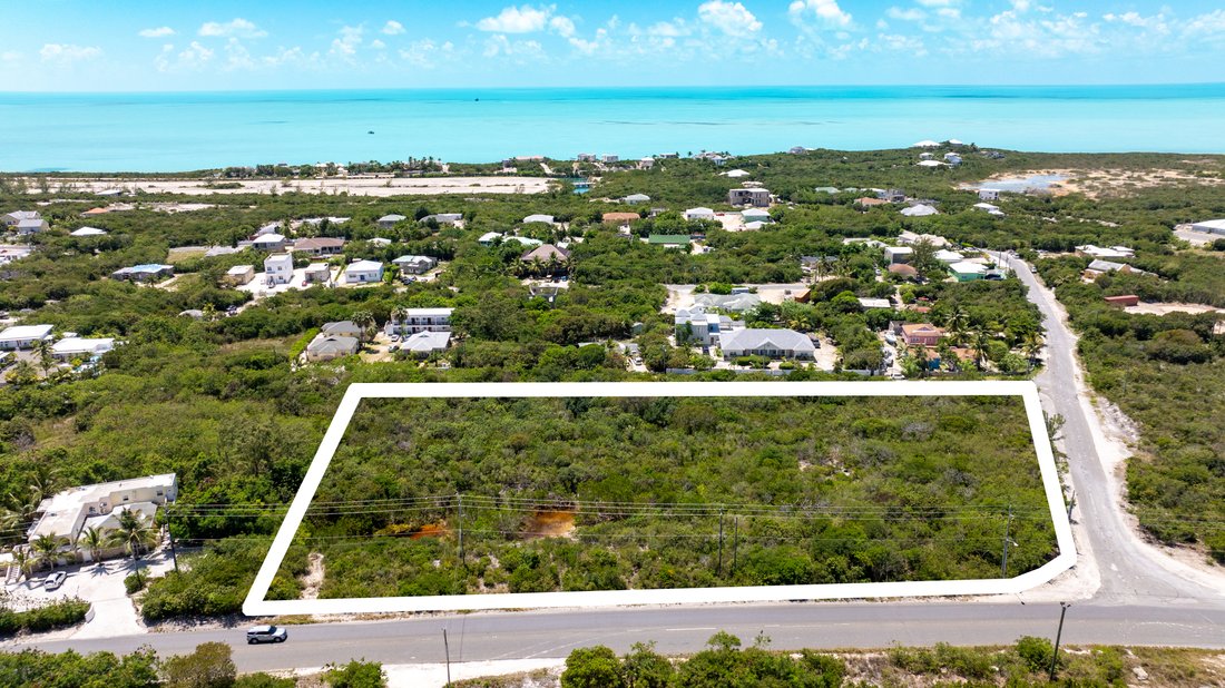 Land in Leeward Settlement, Caicos Islands, Turks and Caicos Islands 4 - 17894015
