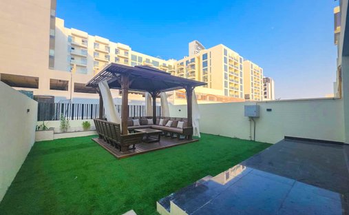 Townhouse in Dubai, Dubai, United Arab Emirates 1