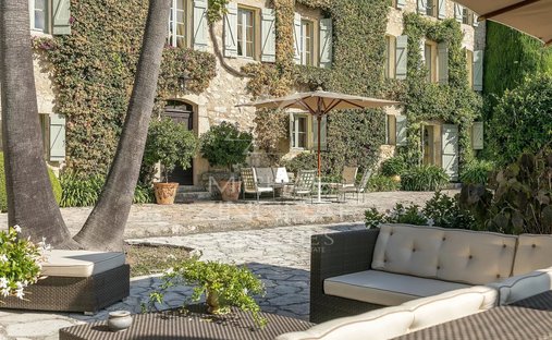 Maisons de campagne à Grasse, Provence-Alpes-Côte d'Azur, France 1