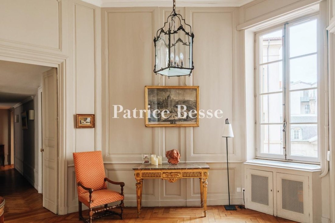 Appartement à Cordeliers-Célestins-Bourse, Lyon 2e Arrondissement, Lyon 3 - 17894233