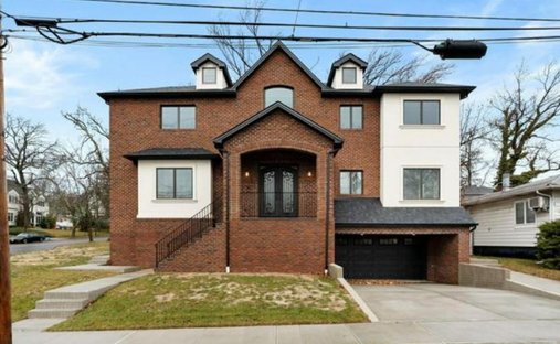 House in New York, New York, United States 1