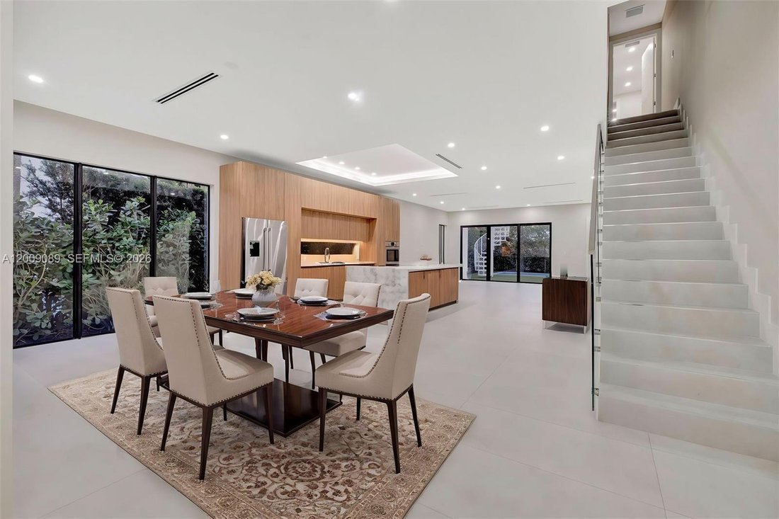 Condo in Miami, Florida, United States 2 - 17894296
