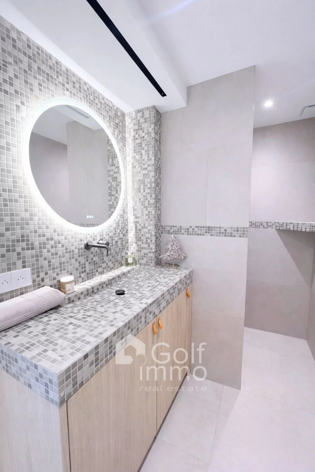 Apartment in La Californie, Cannes, France 5 - 17894388