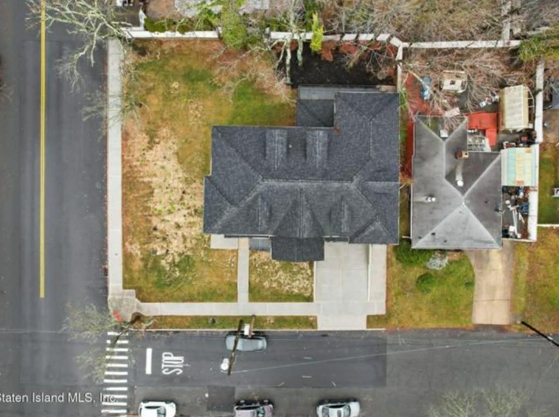 House in New York, New York, United States 2 - 17894250