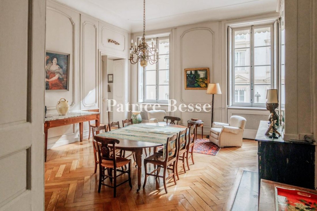 Appartement à Cordeliers-Célestins-Bourse, Lyon 2e Arrondissement, Lyon 5 - 17894233