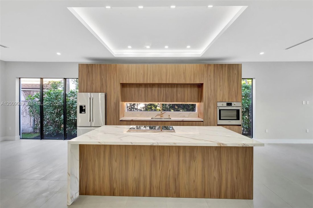 Condo in Miami, Florida, United States 3 - 17894296