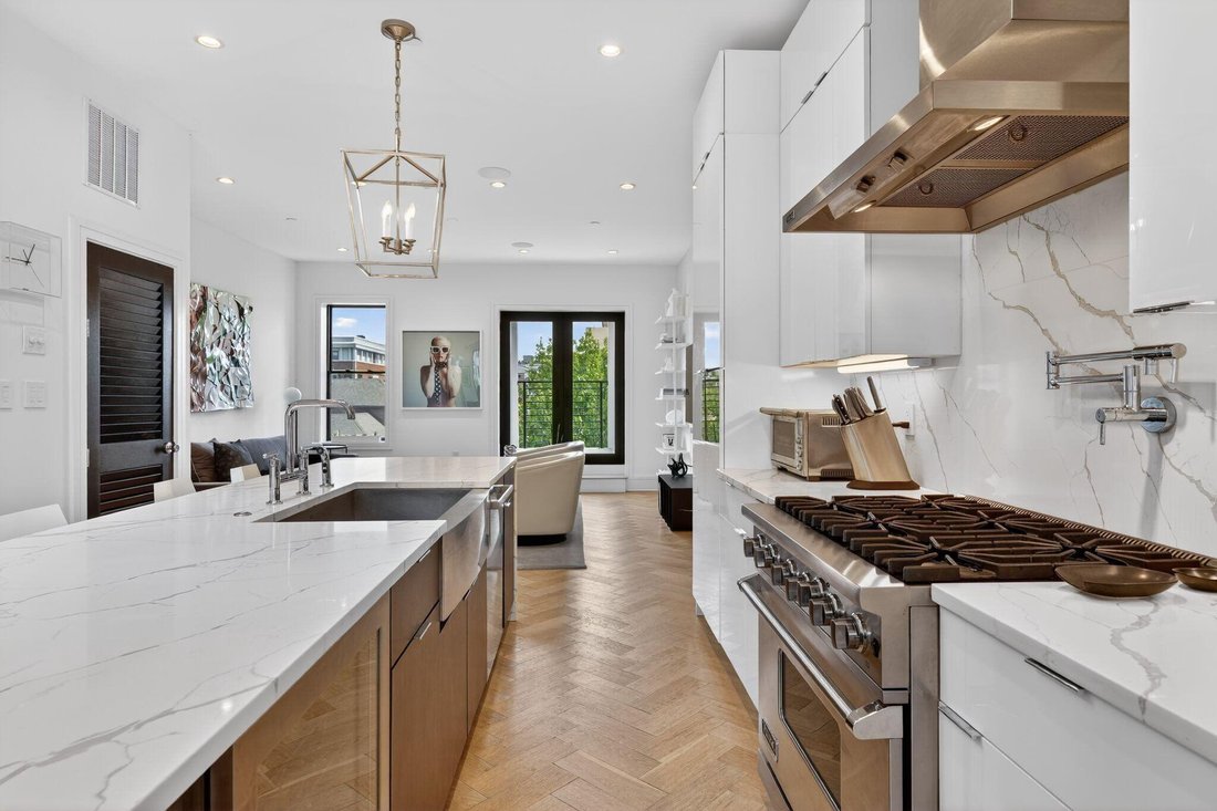 Condo in Washington, District of Columbia, United States 4 - 17894303