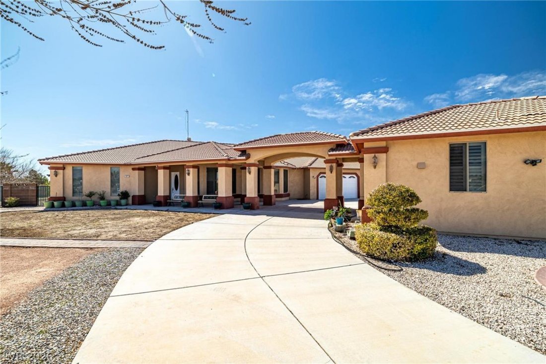 House in Pahrump, Nevada, United States 1 - 17894386