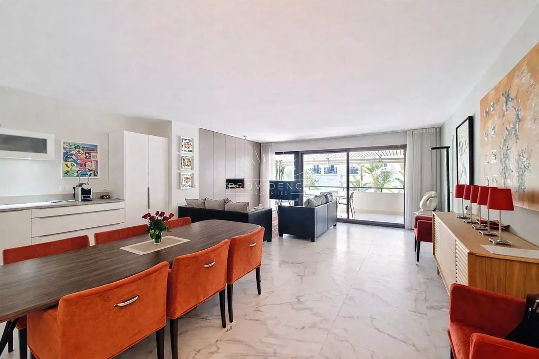 Apartment in Cannes, Provence-Alpes-Côte d'Azur, France 2 - 17894356