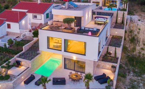 Casa a Jezerane, Regione della Lika e di Segna, Croazia 1