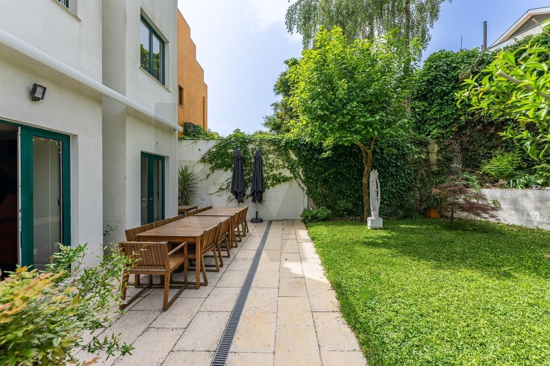 Townhouse in Cedofeita, Santo Ildefonso, Se, Miragaia, Sao Nicolau e Vitoria, Porto District, Portugal 5 - 17894503