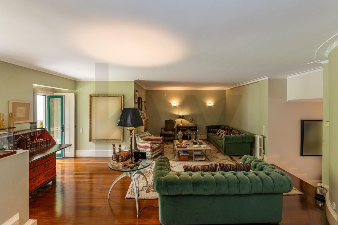 Townhouse in Cedofeita, Santo Ildefonso, Se, Miragaia, Sao Nicolau e Vitoria, Porto District, Portugal 2 - 17894503