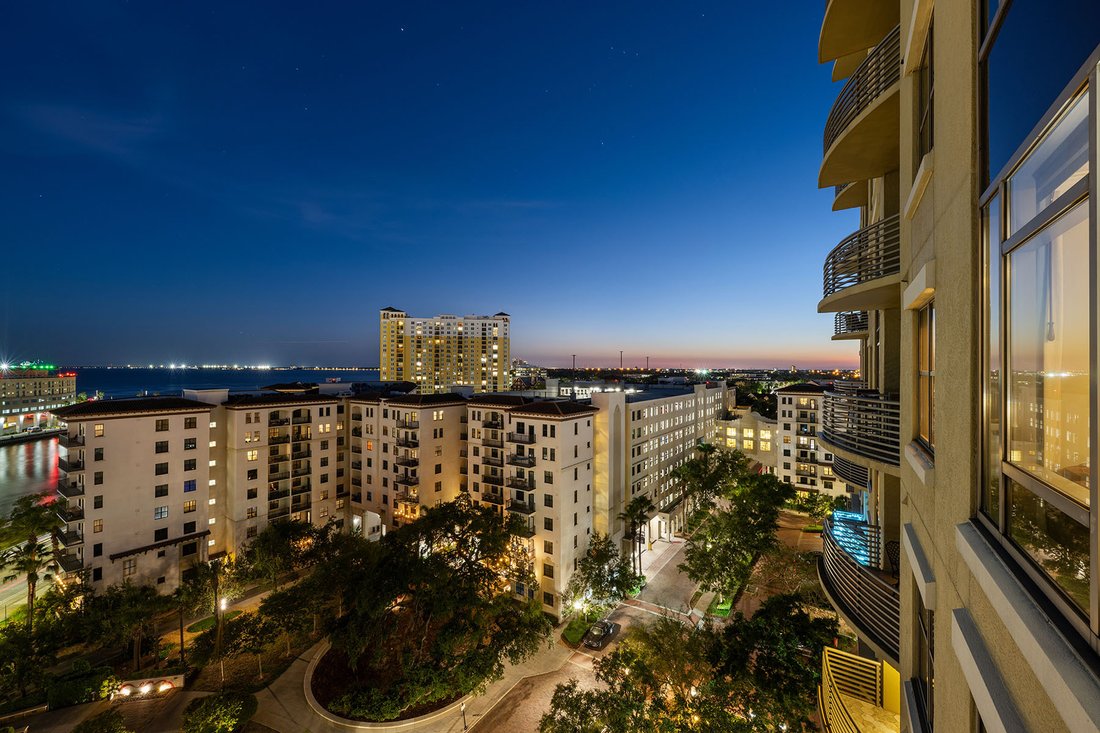 Condo in Tampa, Florida, United States 3 - 17894219