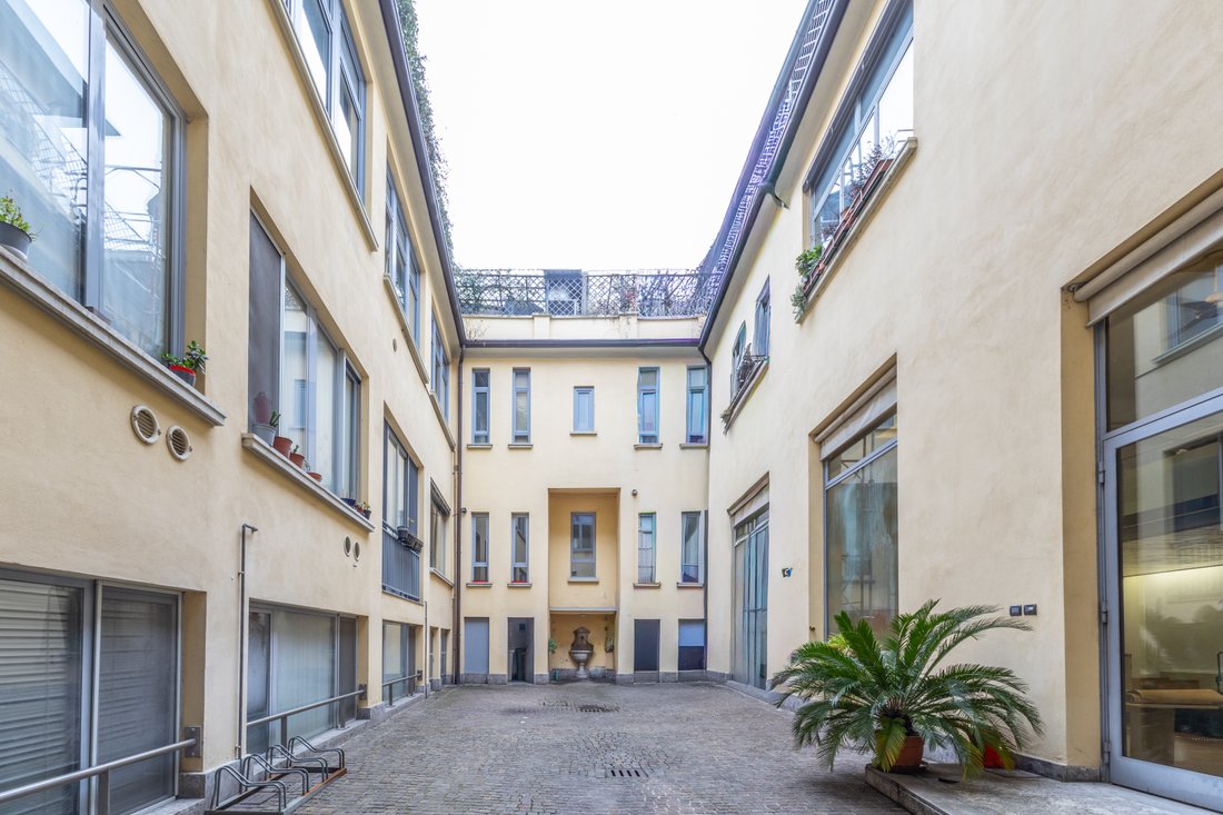 Apartment in Porta Vittoria, Milan, Lombardy 1 - 17894666