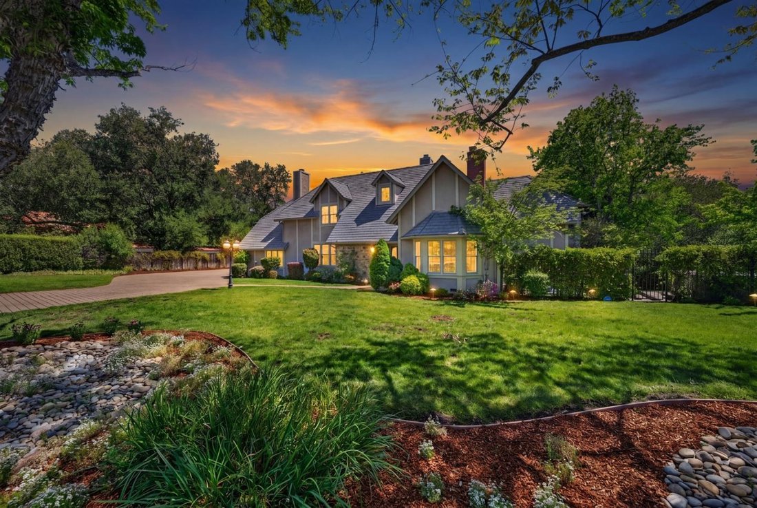 House in Saratoga, California, United States 2 - 17887901