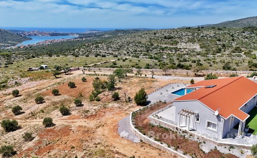 Villa a Rogosnizza, Regione di Sebenico e Tenin, Croazia 1