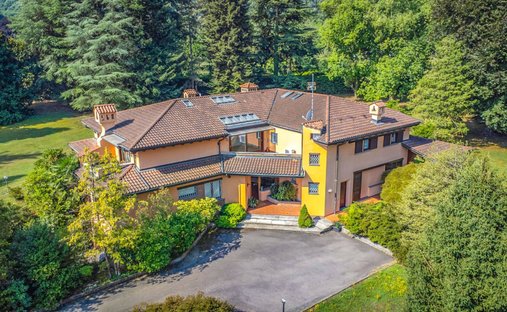 House in Dormelletto, Piedmont, Italy 1
