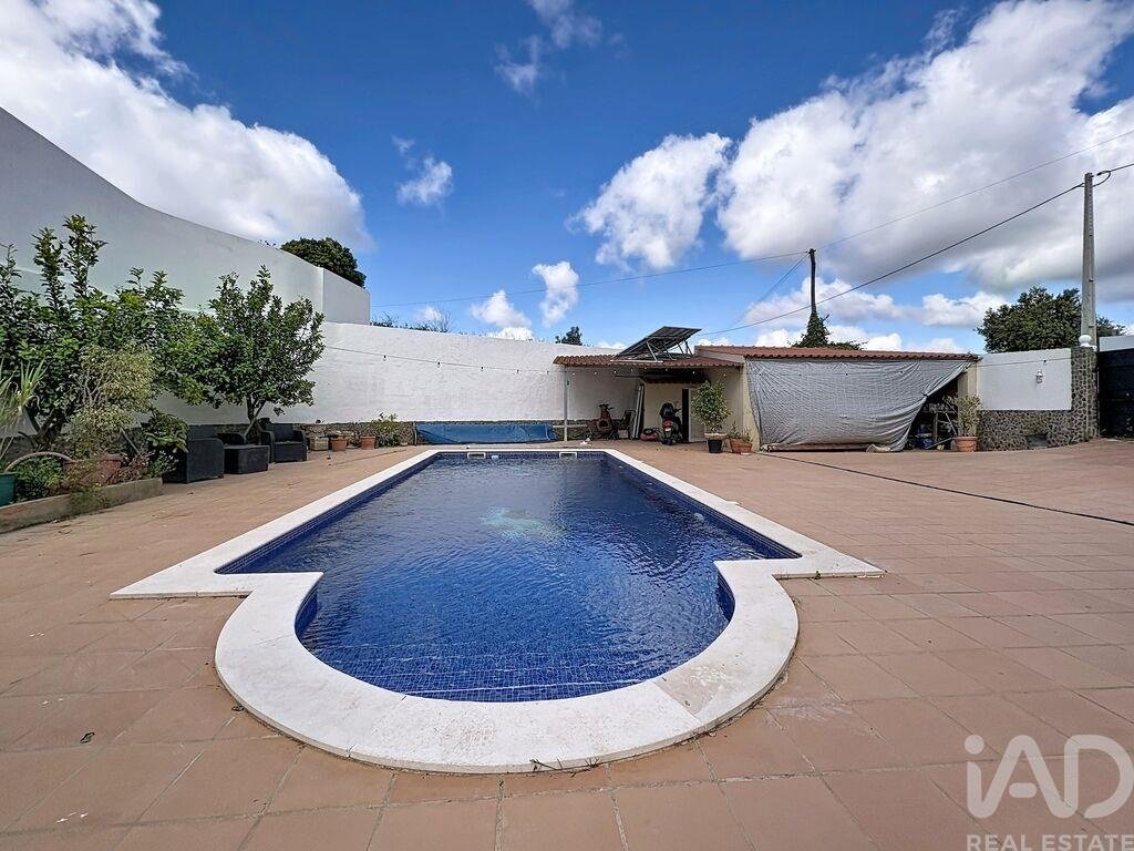 Townhouse in Faro (Se e Sao Pedro), Algarve, Portugal 1 - 17894815