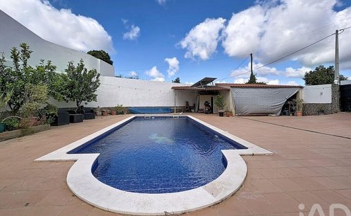 Townhouse in Faro (Se e Sao Pedro), Algarve, Portugal 1