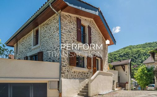House in Bresson, Auvergne-Rhône-Alpes, France 1