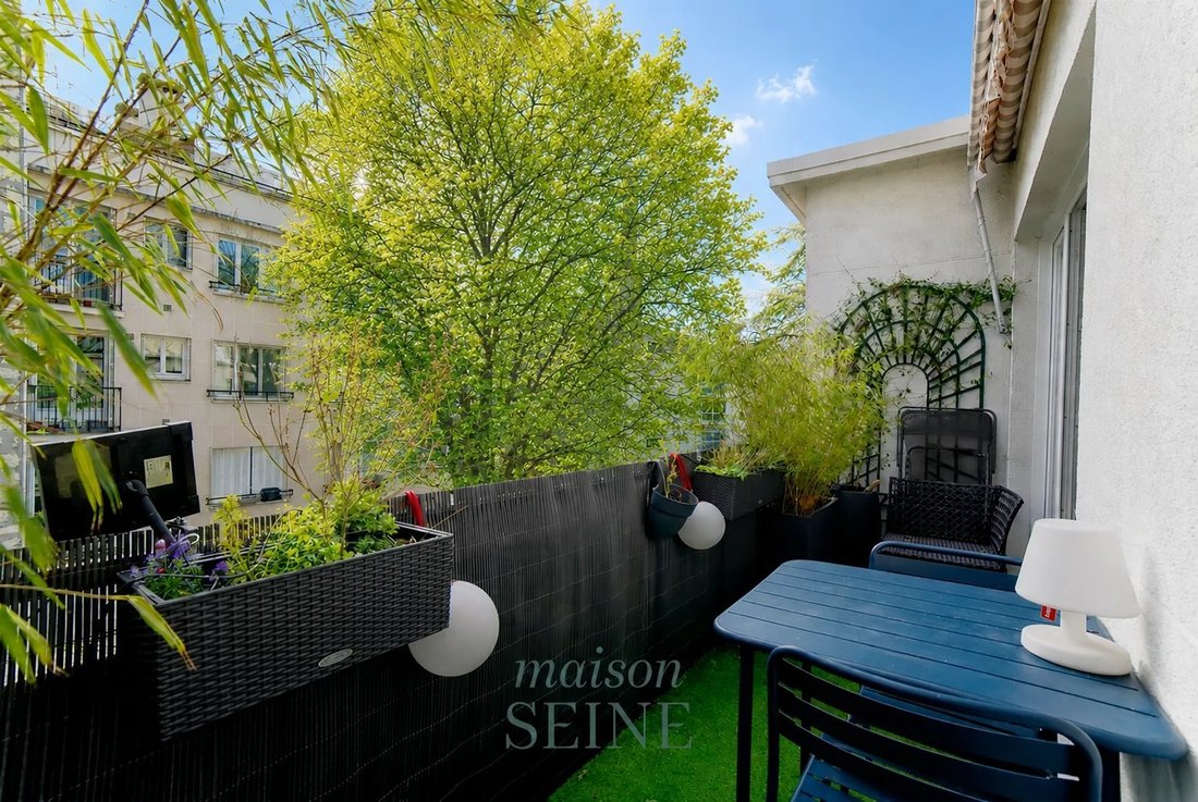 Apartment in La Plaine des Sablons, Neuilly-sur-Seine, France 1 - 17238715