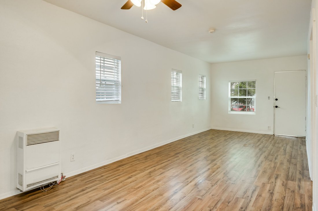 Los Angeles, California, United States 2 - 17894435