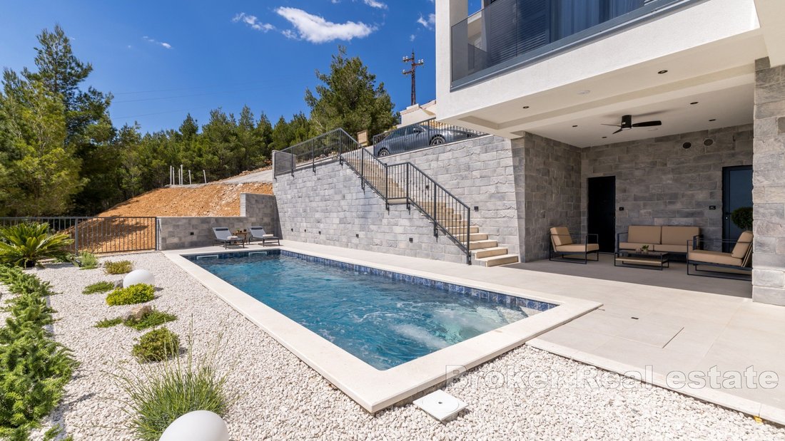 Villa in Omis, Split-Dalmatia County, Croatia 4 - 17857905