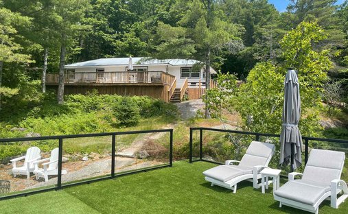 House in Rosseau, Ontario, Canada 1