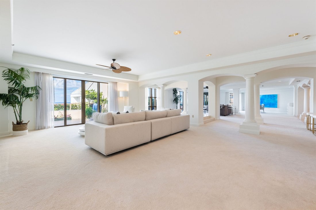 Condo in George Town, George Town, Cayman Islands 4 - 17894644