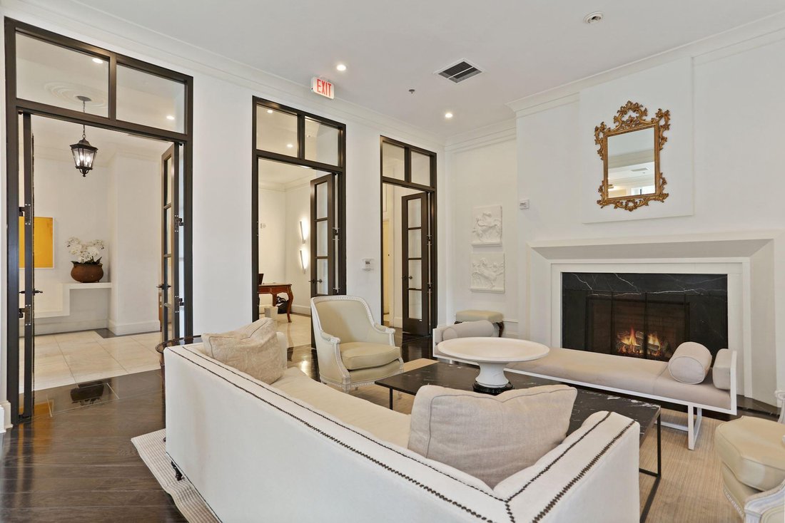 Condo in Washington, District of Columbia, United States 5 - 17894449