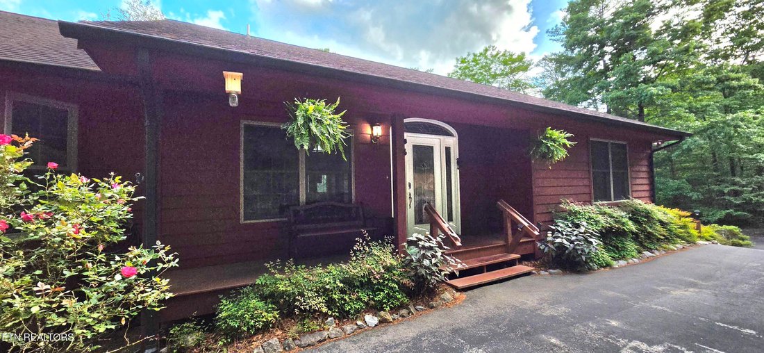 House in Townsend, Tennessee, United States 2 - 17874366