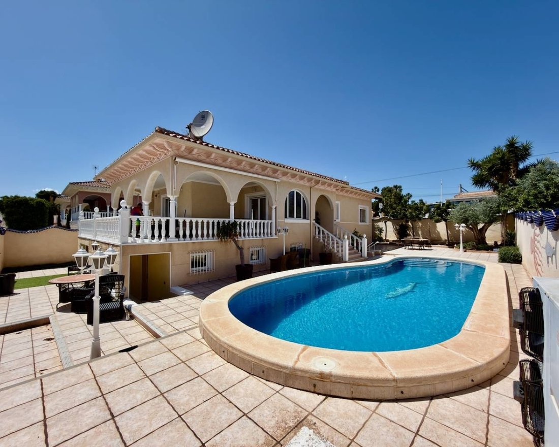 Villa in Ciudad Quesada, Rojales, Valencian Community 1 - 17894616