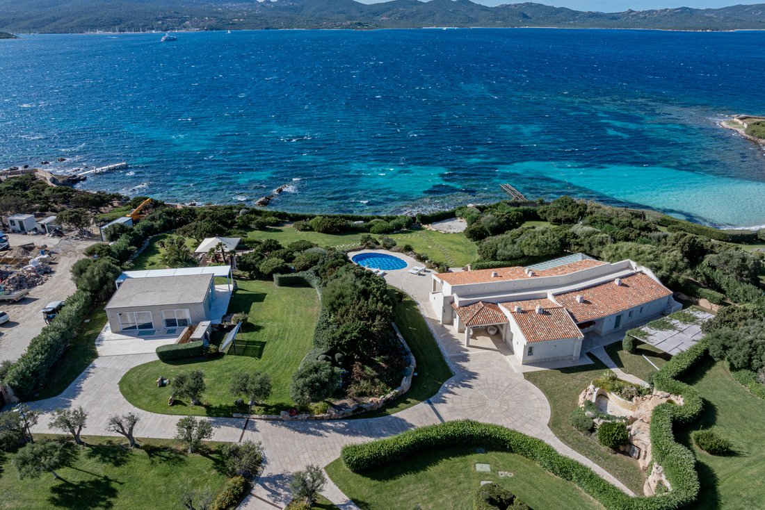 Villa in Porto Rotondo, Olbia, Sardinia 4 - 17810342