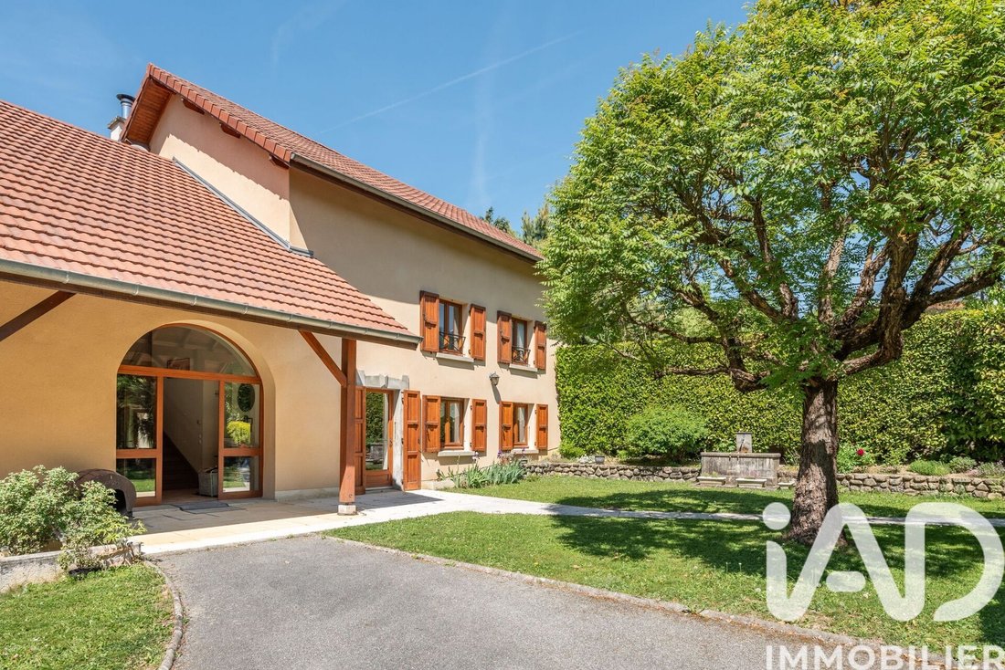 House in Herbeys, Auvergne-Rhône-Alpes, France 2 - 17897083