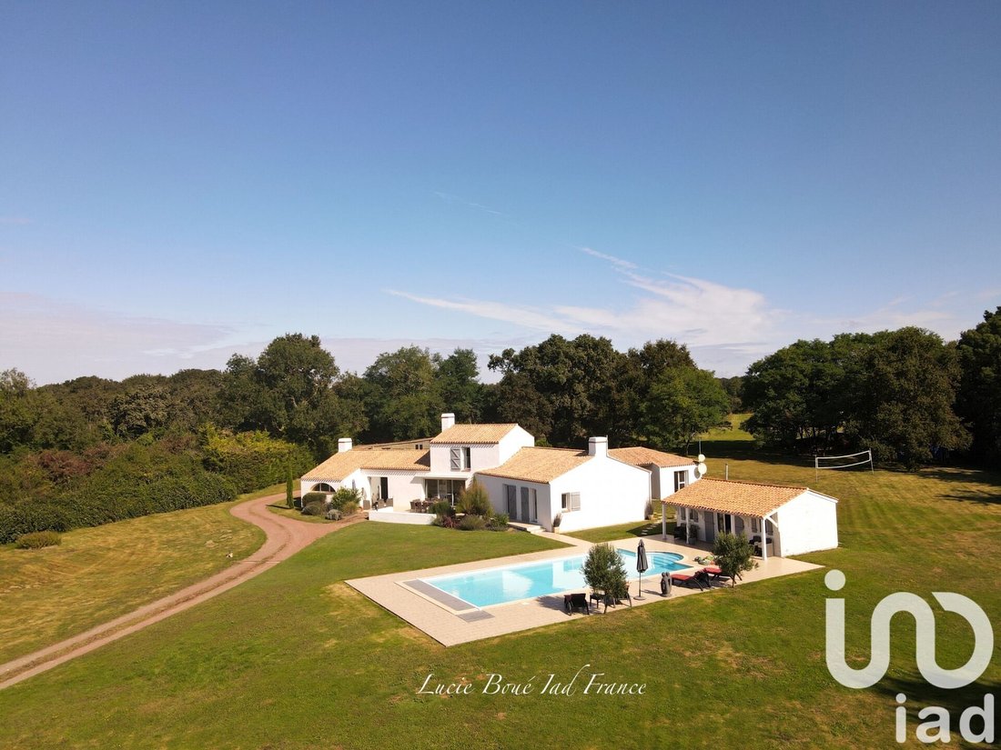 House in Saint-Gervais, Pays de la Loire, France 2 - 17897147