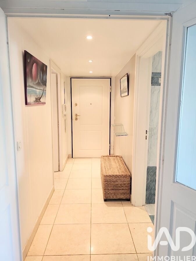 Apartment in Iscles, Saint-Raphaël, France 5 - 17713919