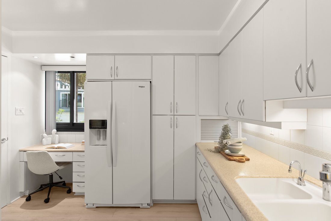 Condo in San Diego, California, United States 4 - 17895218