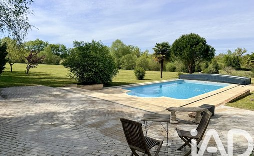 House in Nouan-le-Fuzelier, Centre-Val de Loire, France 1