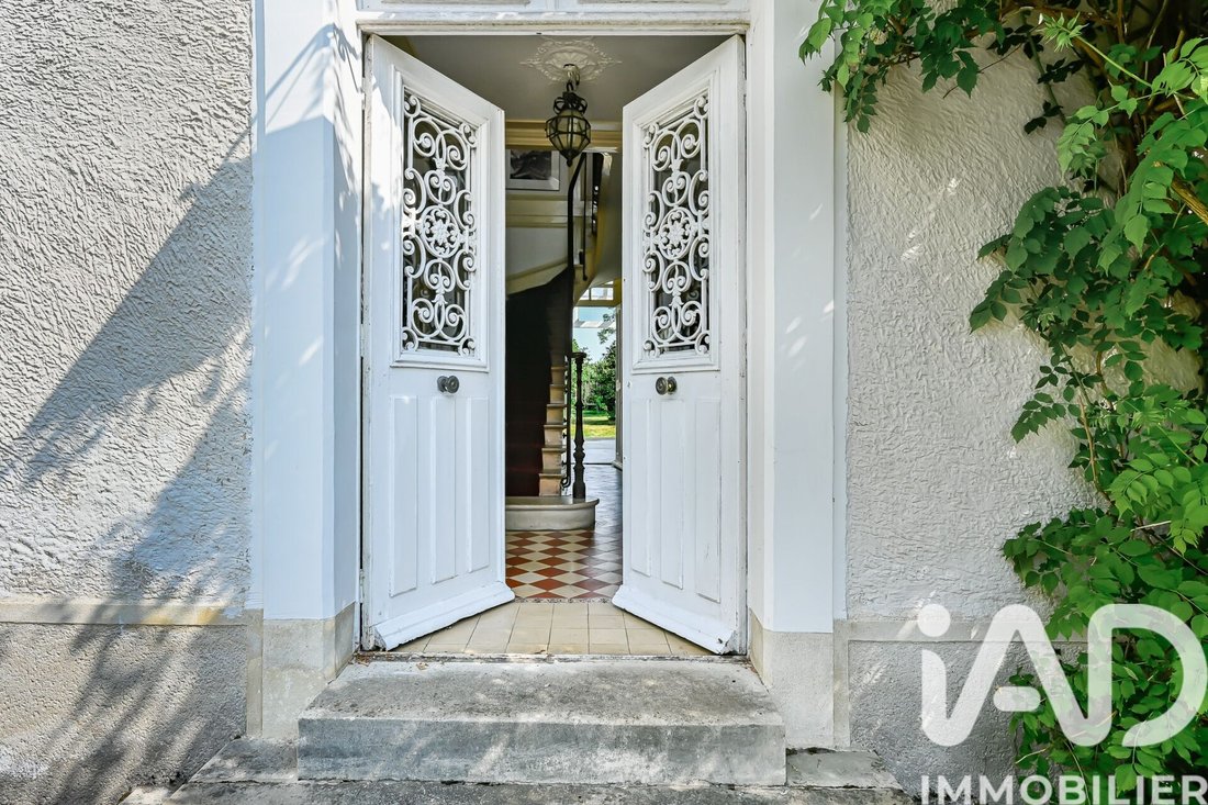 House in Arrondissement of Fontainebleau, Ile-de-France, France 5 - 17895280