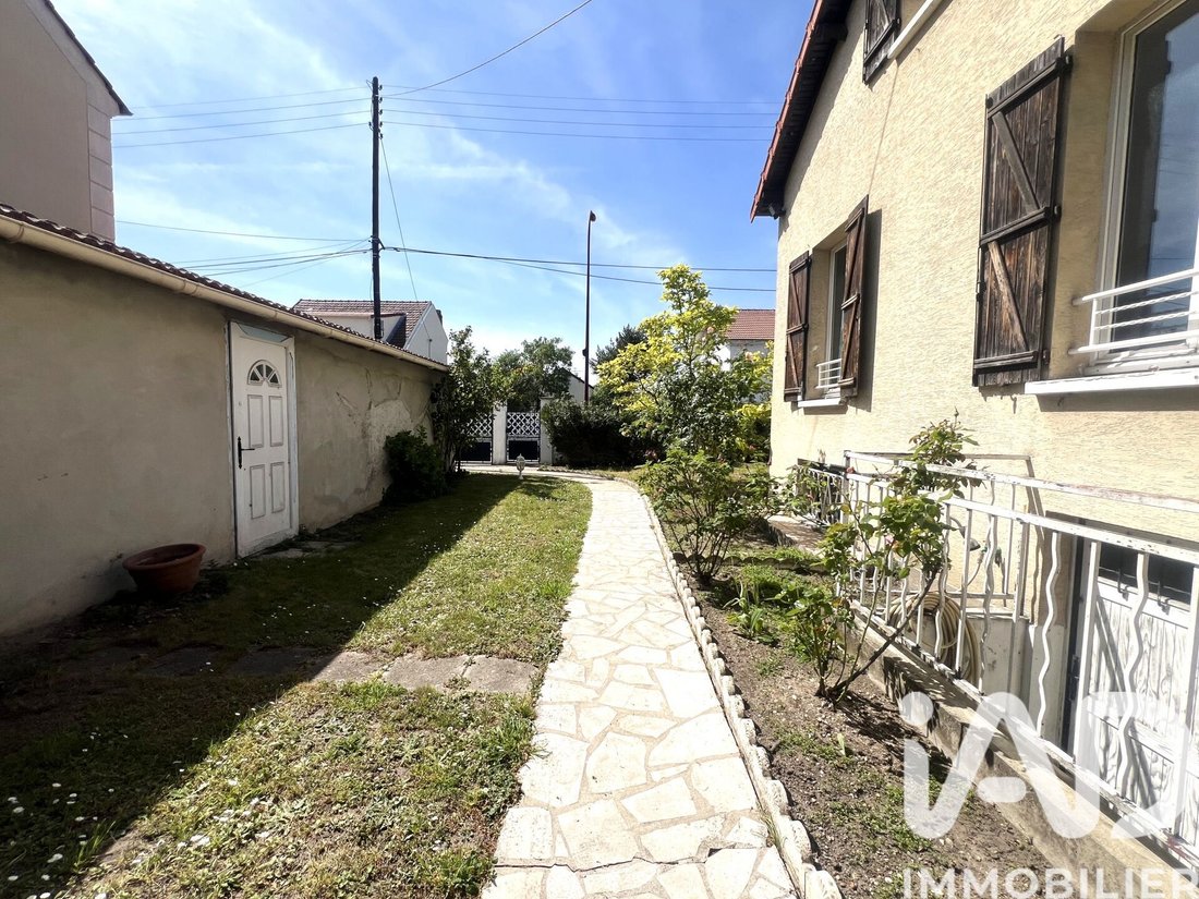 House in Chene Ouest, Bezons, France 2 - 17897322